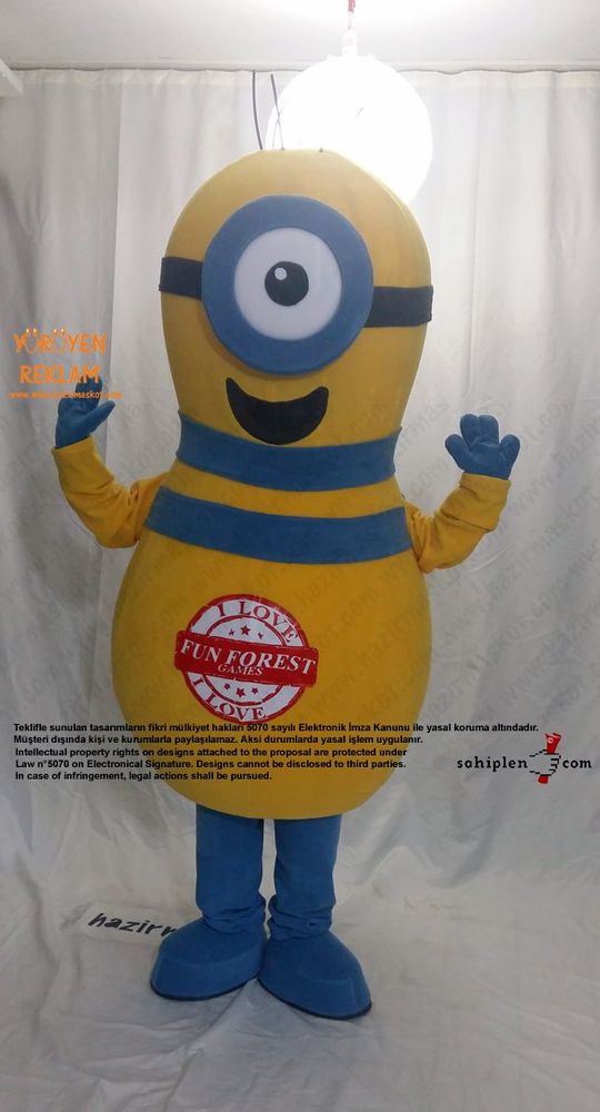 Minion Bowling Lobutu / Moldova maskot kostümü