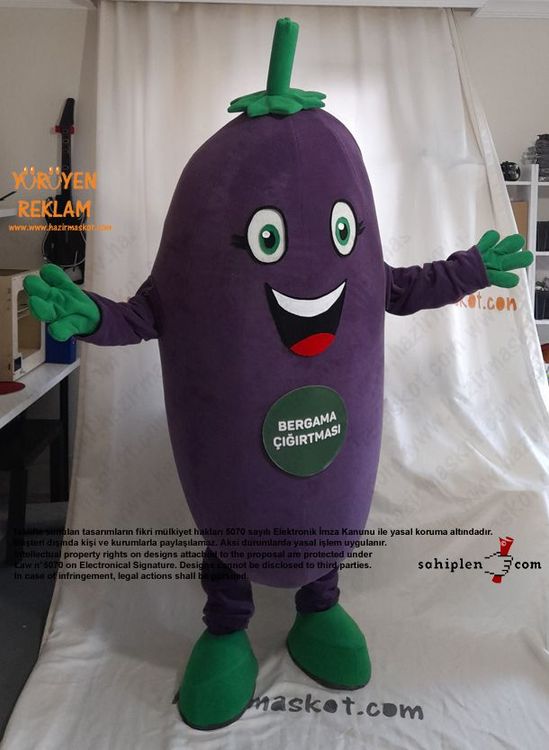 Patlıcan Maskot Kostümü / Bergama Sığırtmacı maskot kostümü