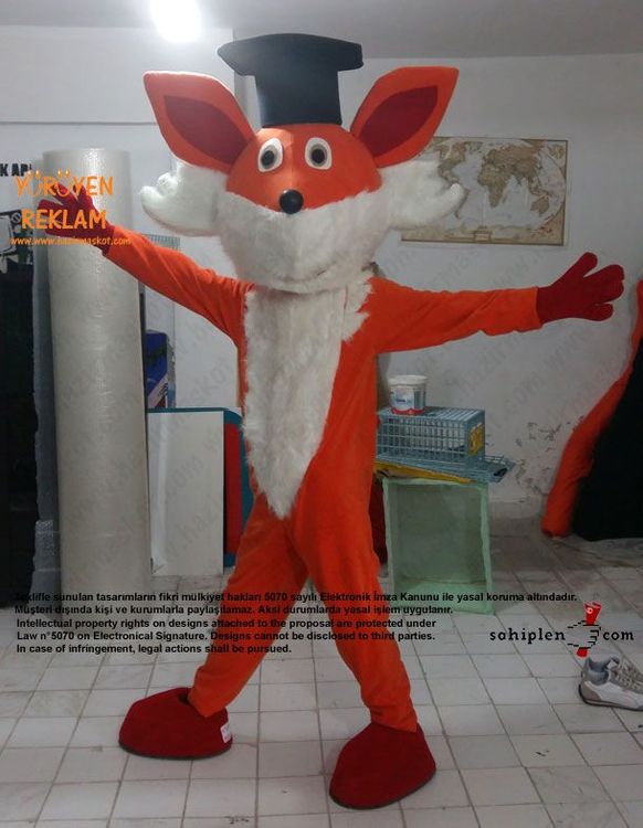 Tilki Maskot Kostümü / Uluslar Arası Kıbrıs Üniversitesi maskot kostümü